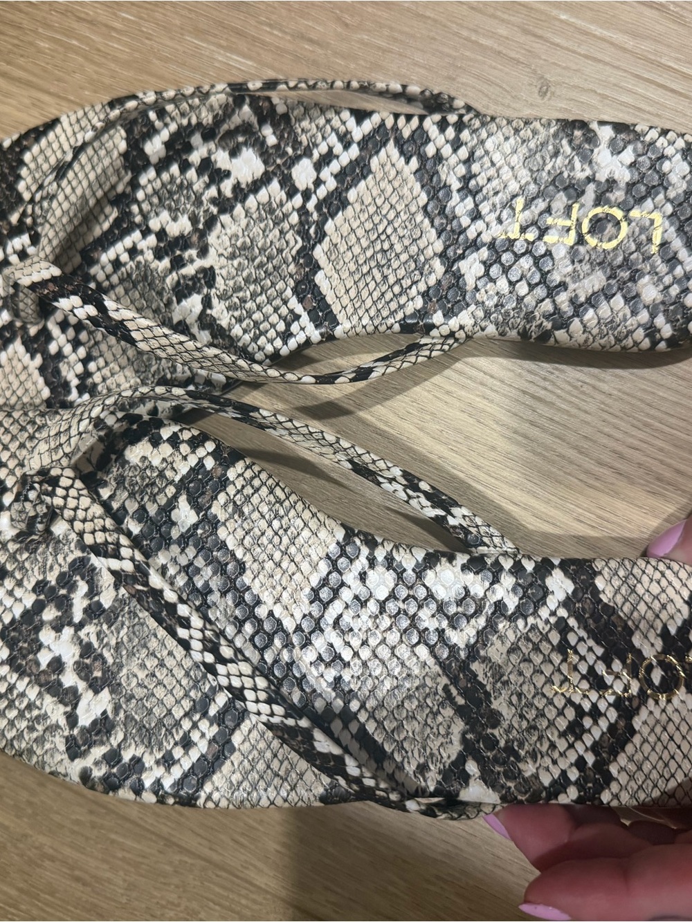 LOFT Snake Pattern Square toe flips - Picture 5 of 5